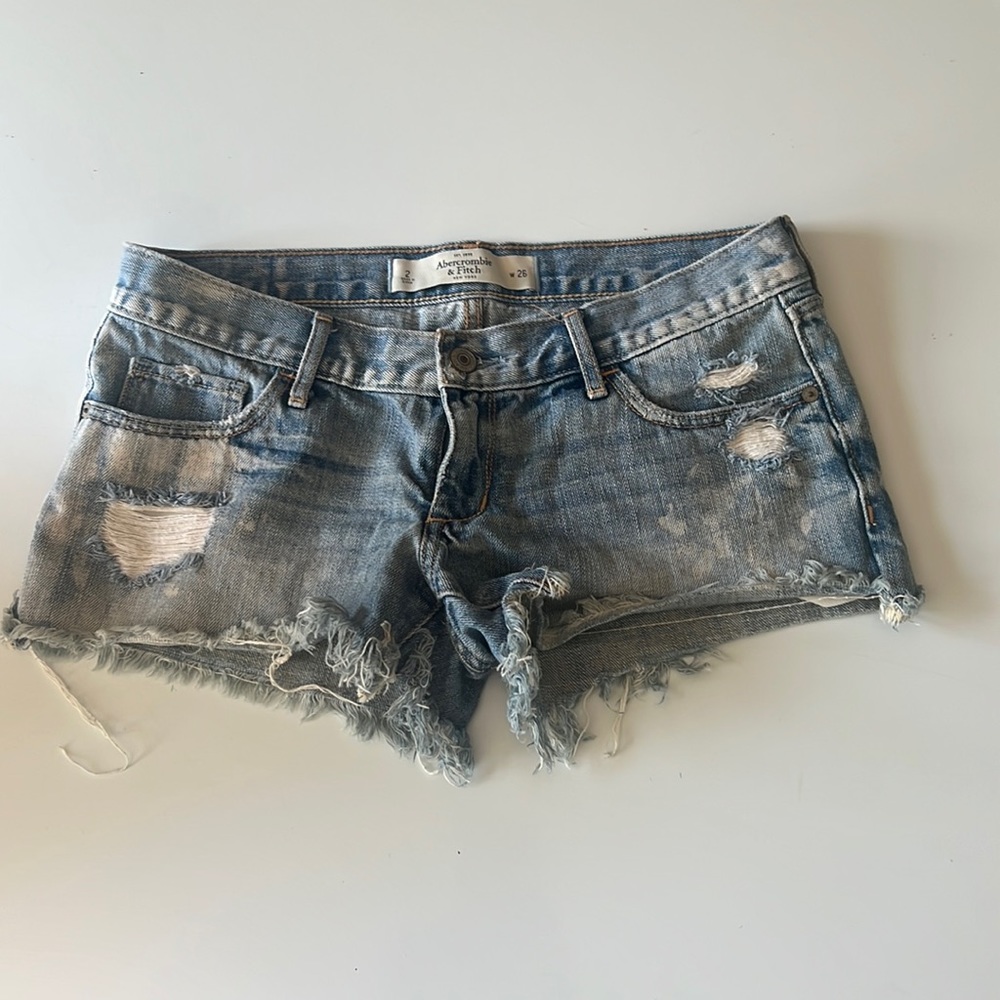 Abercrombie & Fitch short denim shorts